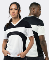 V NECK T SHIRT